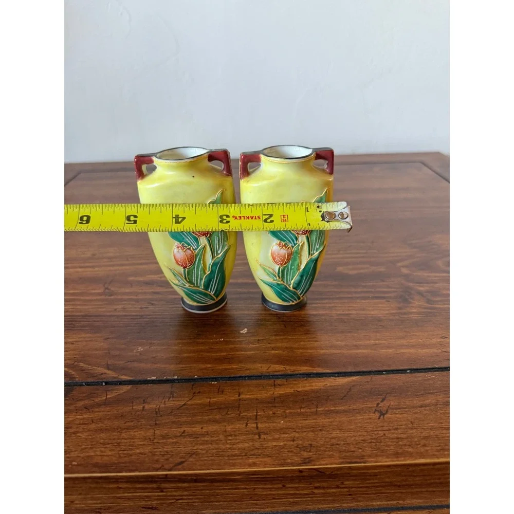 Vintage Made in Occupied Japan Miniature Bud Vases Set of 2 Yellow Tulip Floral - Picture 10 of 11